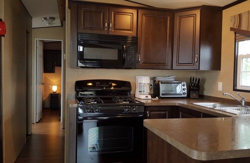 Cherry Valley Cottage | Lakefront Cottage Near Sandbanks with Sunset View and Picton