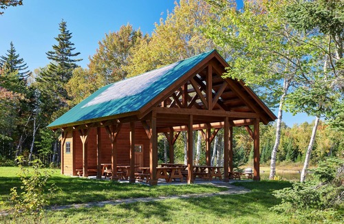 Greenville House | Lakeshore Comfort, Kitchenette, Boats Included, Shared Bathroom and Sauna