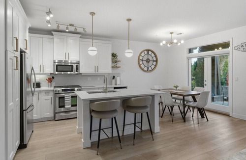 Westbank Condo | Lakeside Retreat on West Kelowna`s Wine Trail