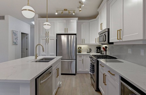 Westbank Condo | Lakeside Retreat on West Kelowna`s Wine Trail