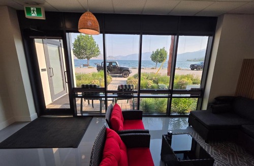 Central Okanagan Apartment | Lakeview Main Floor Suite 104