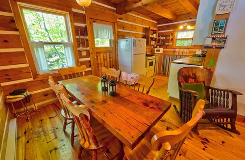 Rideau Lakes Ski Chalet | Lakewood | Private Log Cabin on Opinicon Lake