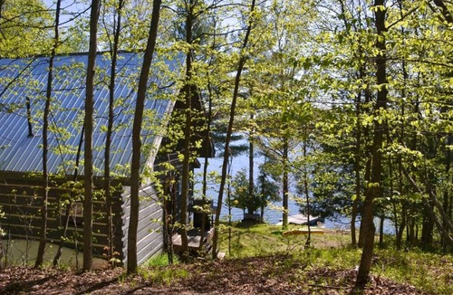 Rideau Lakes Ski Chalet | Lakewood | Private Log Cabin on Opinicon Lake