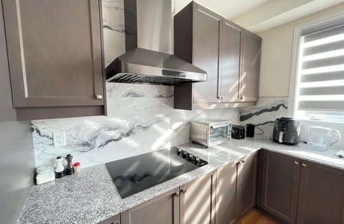 Oshawa House | Lankz Kedron Retreat - Spacious 5 Bedroom and 3.5 Bathroom