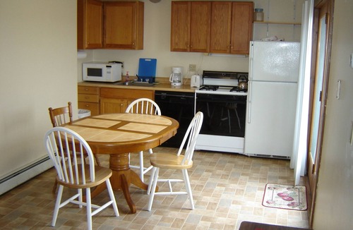 Wells Hotel | Large 2 bedroom apartments near Moody beach