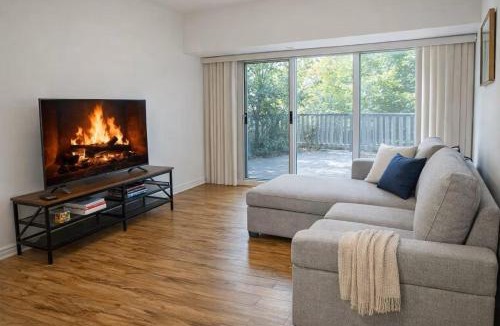 North York Apartment | Large 2bdr 2wshr, private terrace, gym, sauna, garage