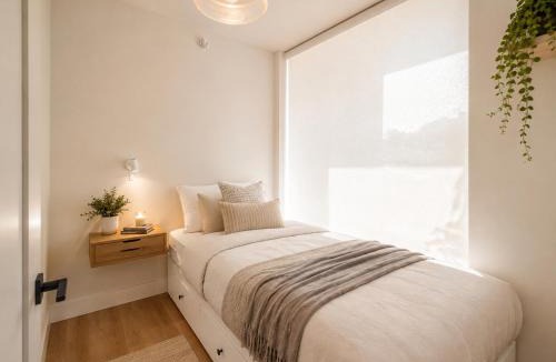 Crosstown Apartment | Large 3BR Vancouver Stay Perfect for MAJOR INTERNATIONAL SPORTING EVENT 2026 Visitors
