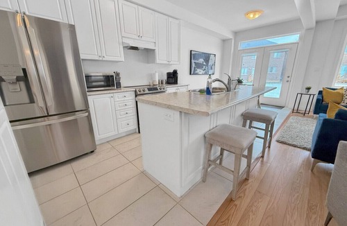 Watertown House | Large & brand new, centrally located | GN