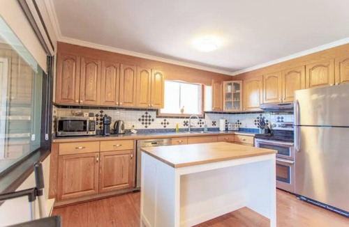 Norland Cottage | Large Lakefront Kawartha Cottage with Private Beach, 8BR, Stunning Lake View