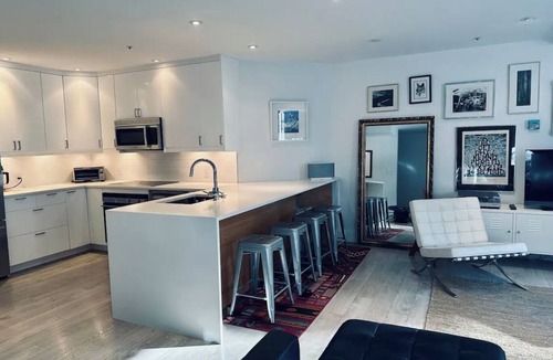 Village North House | Large, Lux Village Townhome. Hot Tub, Parking, Steps to Everything!