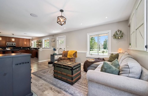 South Bruce Peninsula House | Larkwhistle | Sauna| Chickens | Near BEACHES