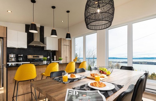 Saint-Joseph-de-la-Rive Ski Chalet | Le Charmant de Charlevoix-Magnifique vue sur le fleuve