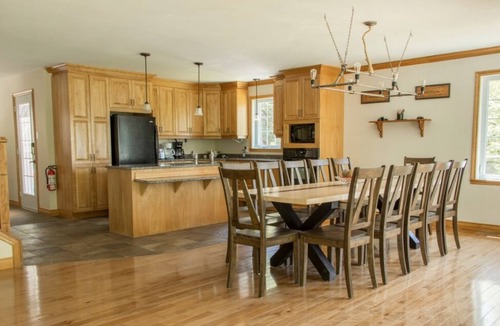Lambton House | Le Grand Duc - Spacieux, Bord de l'eau avec spa