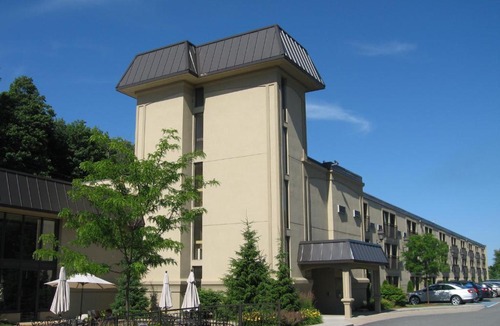 Sherbrooke Hotel | Le President Sherbrooke