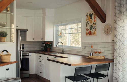 Dunham Ski Chalet | Le Selby | Waterfront Escape, Views & Vineyards