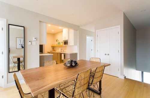 Little Italy Apartment | Little Italy - Trendy Little Italy 3 Bedroom Condo