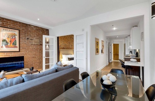 Downtown Montreal Apartment | LiV MTL Downtown Montreal Spacious Urban Suites