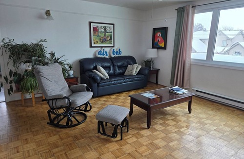 Roberval Apartment | Logement climatisé à deux pas Lac-St-Jean.