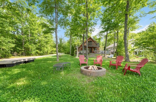 Smiths Corner House | Loon Lodge on the Lake
