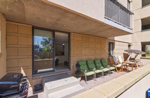 Beltline Apartment | Lovely 2-Bedroom at Stampede | Free Parking