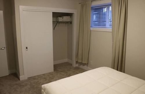 Northwest Calgary Bed & Breakfast | Lovely Guest Suite in Calgary