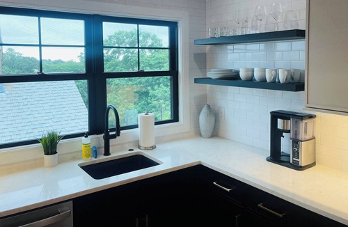 Roxbury Condo | Lovely, quiet Boston condo with free street parking