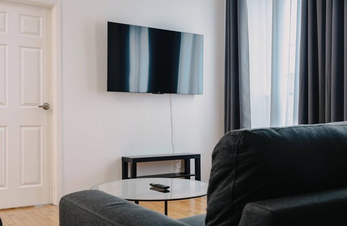 Riverside Apartment | Lum The Queen - Superior Two-Bedroom Apartment