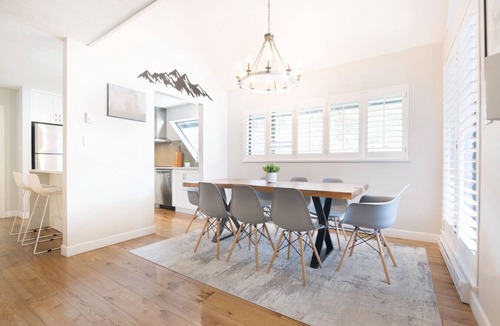 Blackcomb Villa | Luxury 3BR/2BA-1700 sq ft, Mountain view,BBQ
