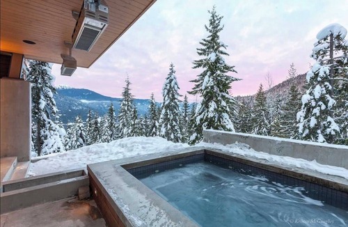 Whistler Creekside House | Luxury 4 bedroom ski in/ski out in Whistler