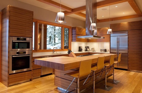 Whistler Creekside House | Luxury chalet w/pool, AC & media