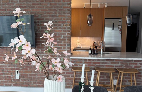 Central Apartment | Luxury City Stay Pool, Gym, Ocean and Mountain Views, 3 min from FIFA