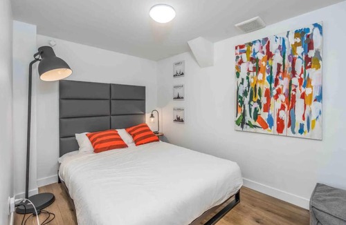 Yaletown Apartment | Luxury Designer 3BR Apartment In The Heart Of Downtown!