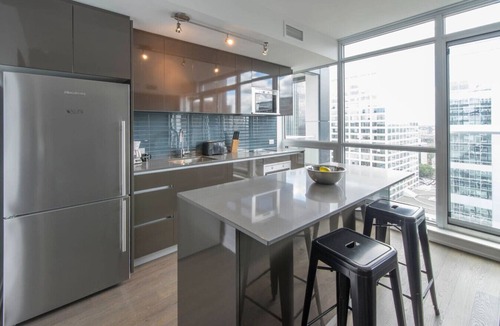 Byward Market - Parliament Hill Apartment | Luxury Downtown 1BD Suite w/Rooftop Terrace | Minutes to ByWard Market