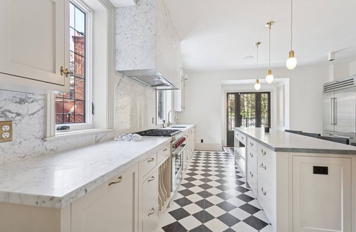 Yorkville House | Luxury Home 5bed5bath Rosedale Pool|Sauna|Parking