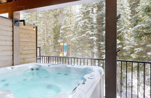 Sundance Estates House | Luxury Village Retreat - Steps from the Village