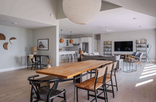 Consecon House | Luxury Waterfront Escape for 8 in PEC