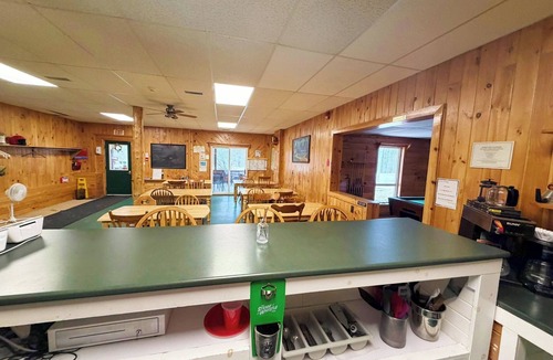 Madawaska House | Madawaska Wilderness Estate | 6-Building Sleep 30+