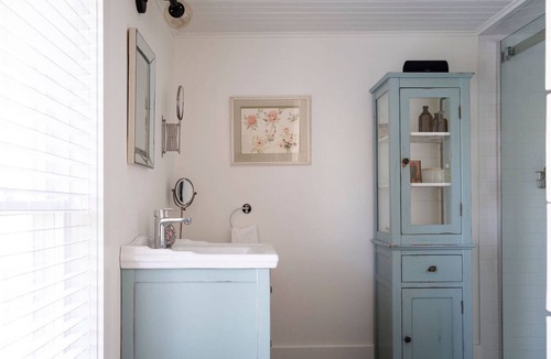 Bloomfield House | Maison Bloomfield - Centrally Located Charming Gem