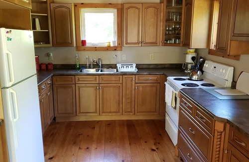 Kingsville Cottage | Maple Alley Retreat on Pelee Island