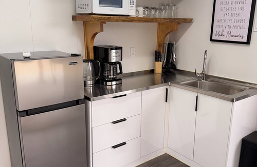 Sicamous Hotel | Mara Lake RV Park & Campground