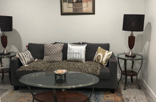 Winnipeg House | Marie's place-unwind and relax
