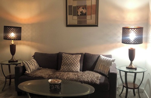 Winnipeg House | Marie's place-unwind and relax