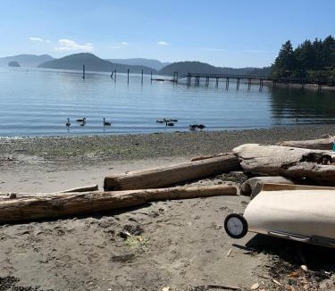 Mayne Island House | Mayne Cottage