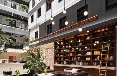 Byward Market - Parliament Hill Hotel | Metcalfe Hotel Ottawa by Gray Collection