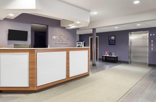 Sault Ste. Marie Hotel | Microtel Inn & Suites Sault Ste. Marie