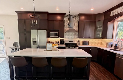 Norland Cottage | Miles Landing - Waterfront Cottage in Kawartha Lakes (Gull River)
