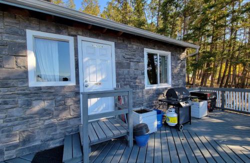 Radium Hot Springs Hotel | Misty River Lodge -