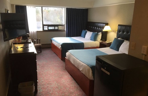 Prince Rupert Hotel | Moby Dick Inn