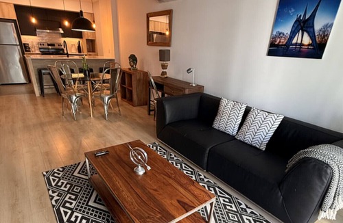 Plateau Apartment | Modern 1BD Sainte-Foy Suite w/Indoor Pool, Gym, Yoga Studio & Rooftop