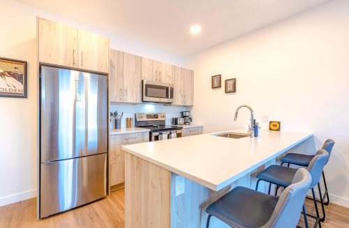 Golden House | Modern 2BR in Golden w/Stunning MTN Views!